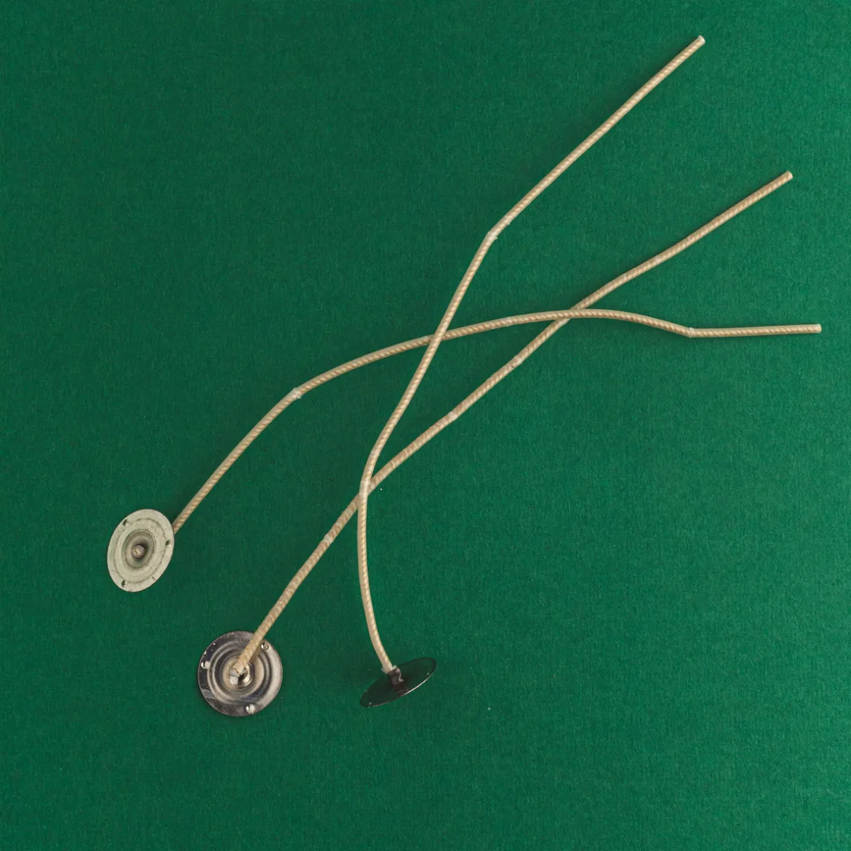 Nature's Garden HTP 52 Candle Wicks Hot